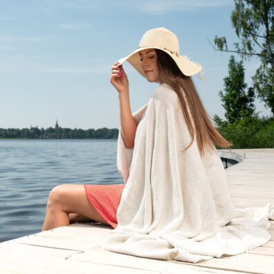 Przytulny ręcznik plażowy.