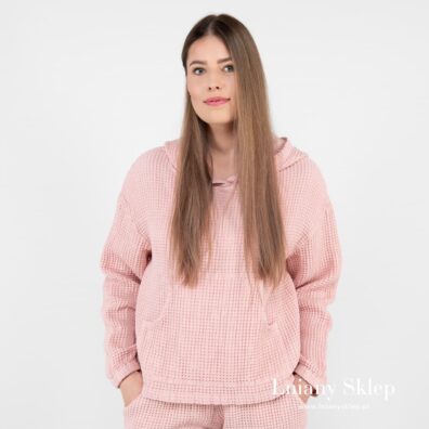 Różowy dżemper z pranej tkaniny lniano - bawełnianej.
